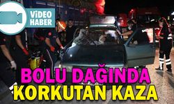 TOMRUK YÜKLÜ KAMYONA ÇARPAN OTOMOBİL HURDAYA DÖNDÜ: 1 YARALI