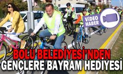 750 GENÇ HEDİYE BİSİKLETLERİNE KAVUŞTU