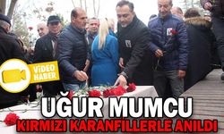 UĞUR MUMCU KIRMIZI KARANFİLLERLE ANILDI